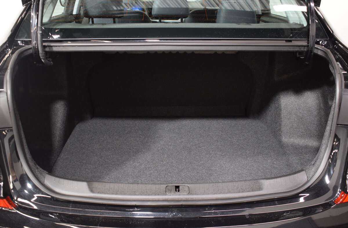 Chevrolet Monza, 2023 Фото №6