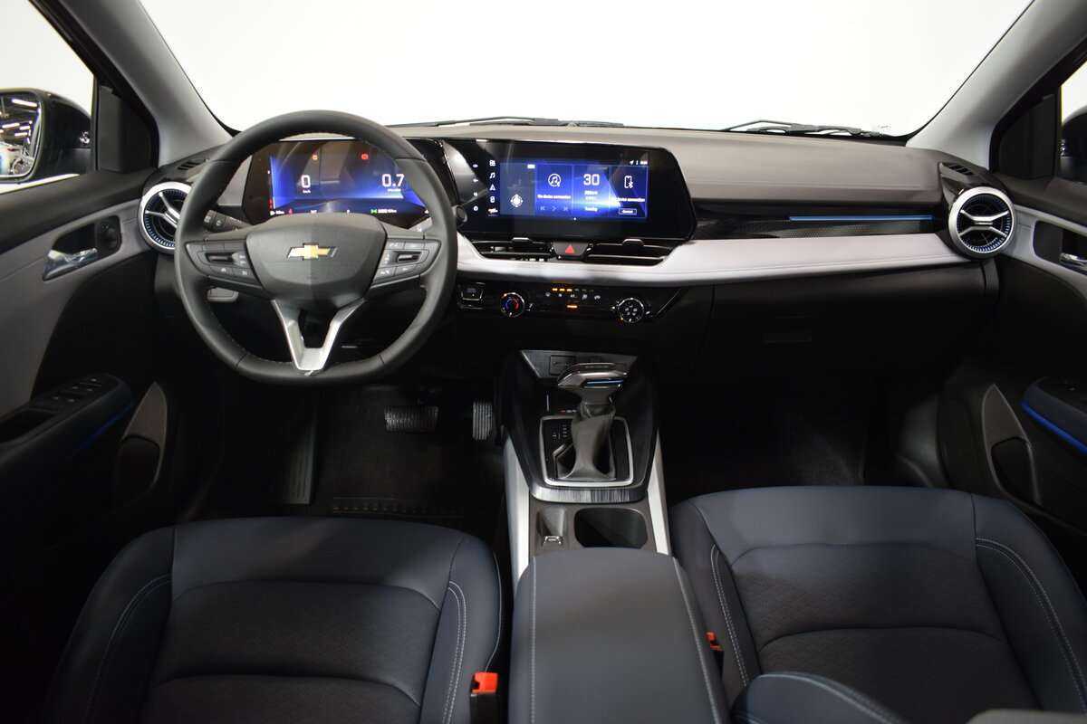 Chevrolet Monza, 2023 Фото №11