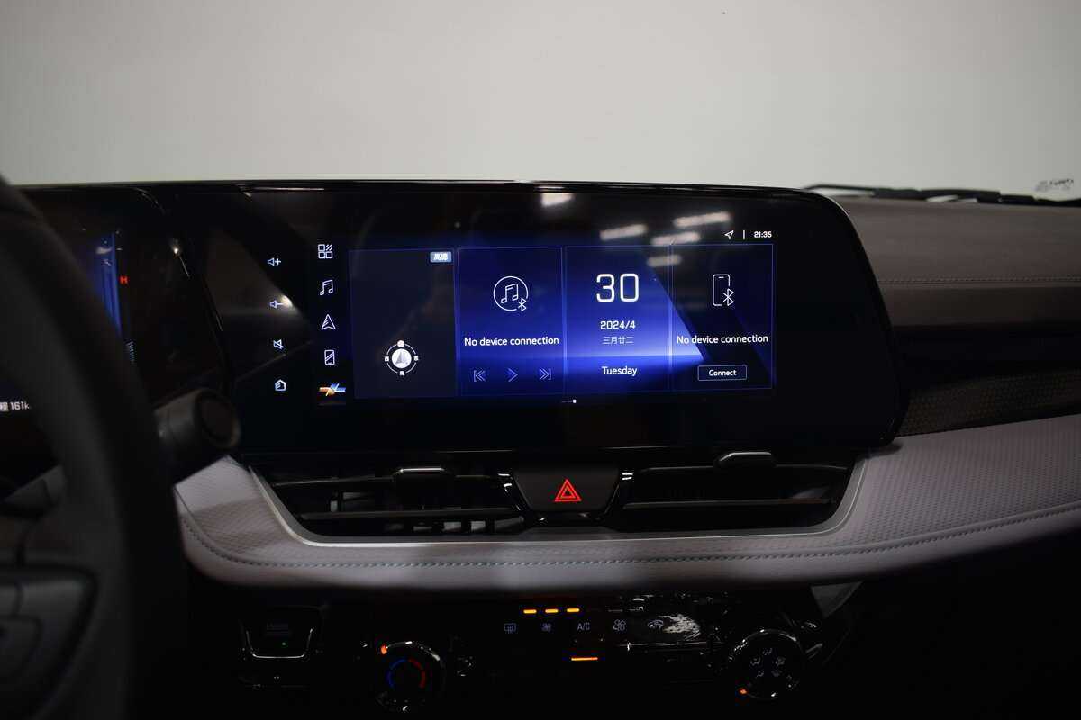 Chevrolet Monza, 2023 Фото №16