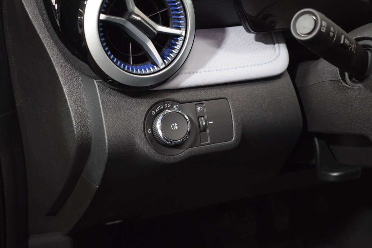 Chevrolet Monza, 2023 Фото №17