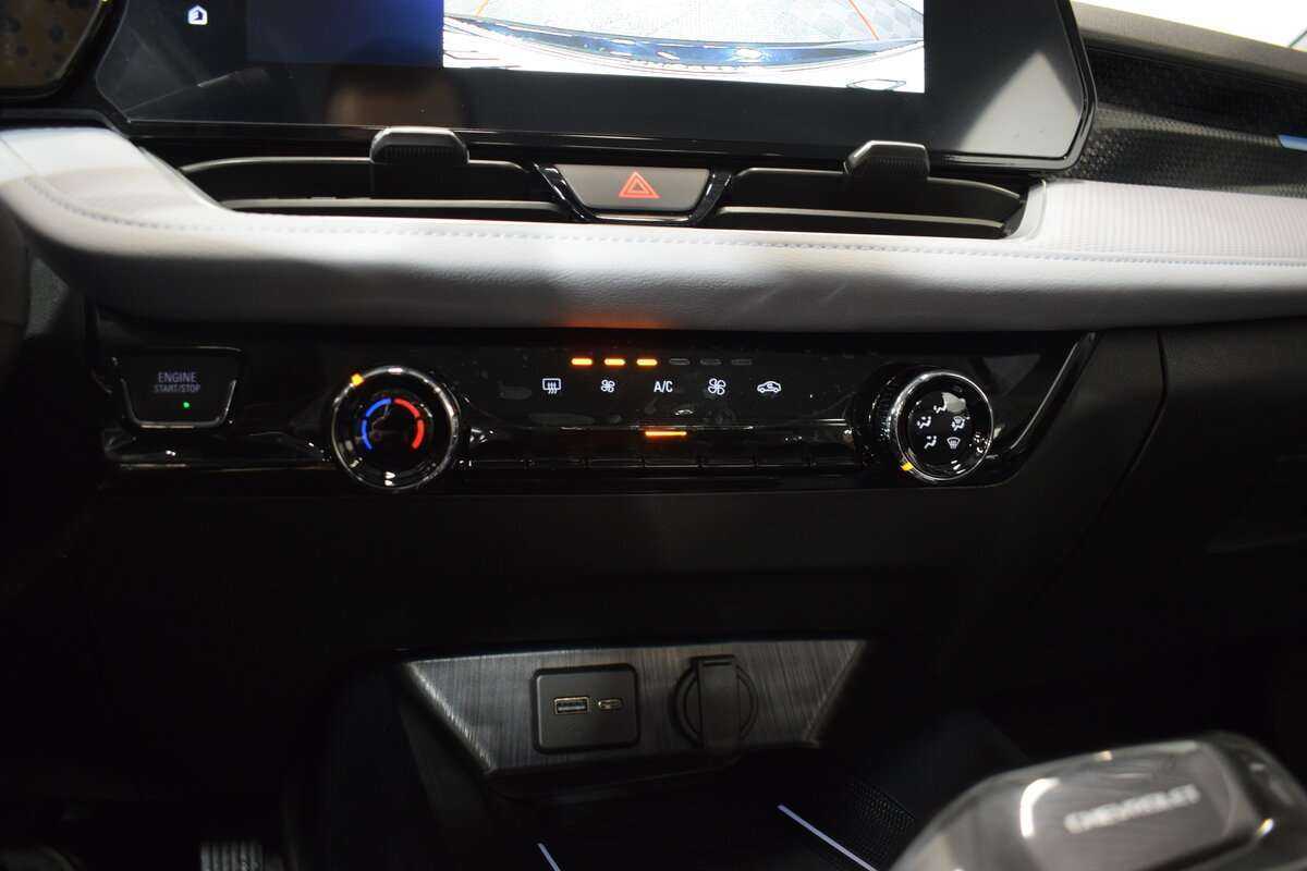 Chevrolet Monza, 2023 Фото №22