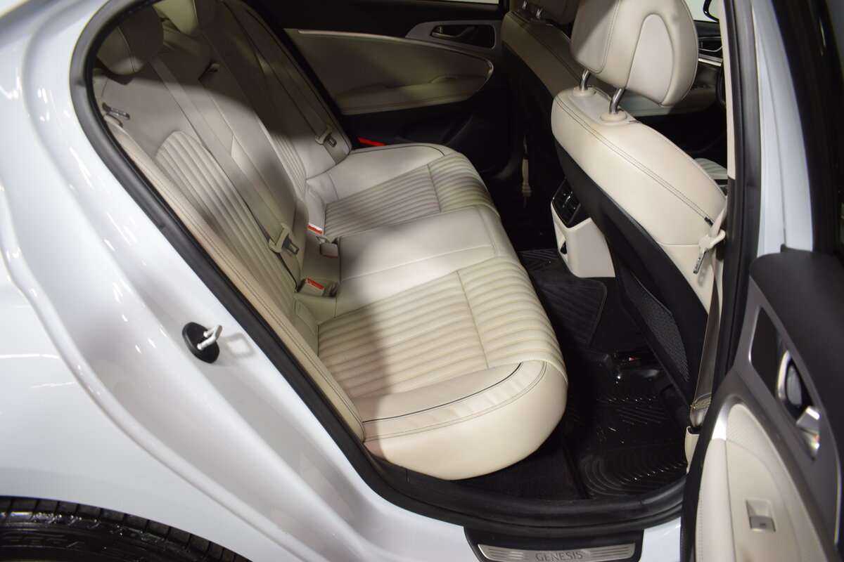 Genesis G70, 2019 Фото №12