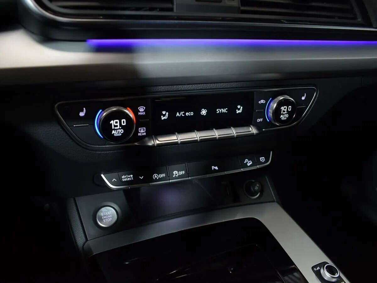 Audi Q5 45 TFSI, 2021 Фото №17