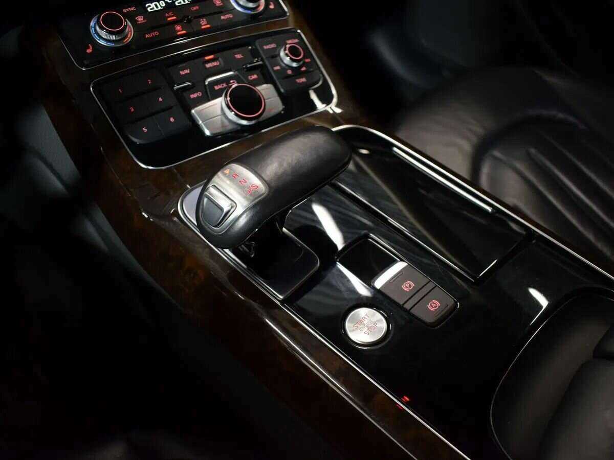Audi A8 Long, 2015 Фото №21