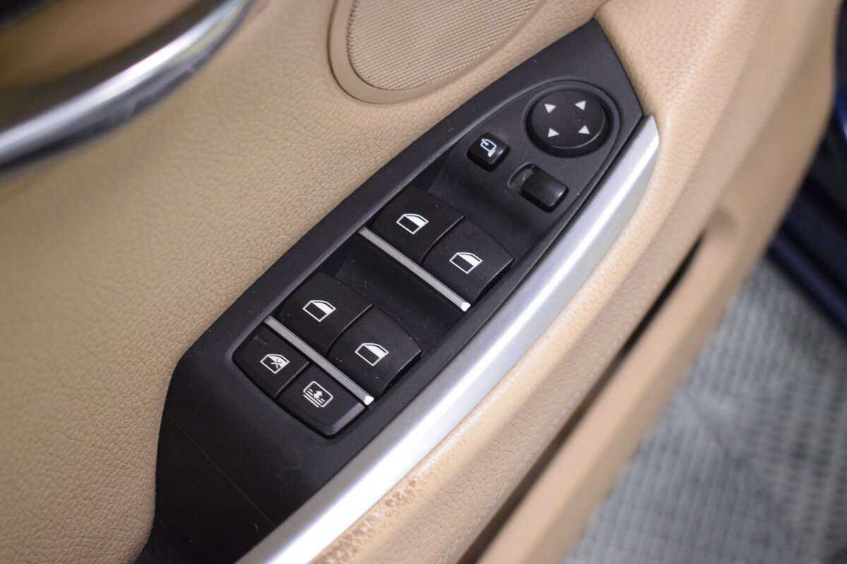 BMW 5 серии Gran Turismo 535d xDrive, 2011 Фото №9