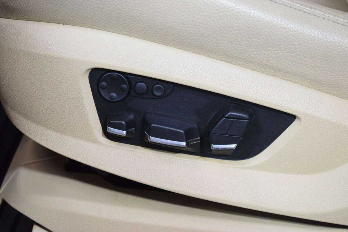 BMW 5 серии Gran Turismo 535d xDrive, 2011 Фото №10