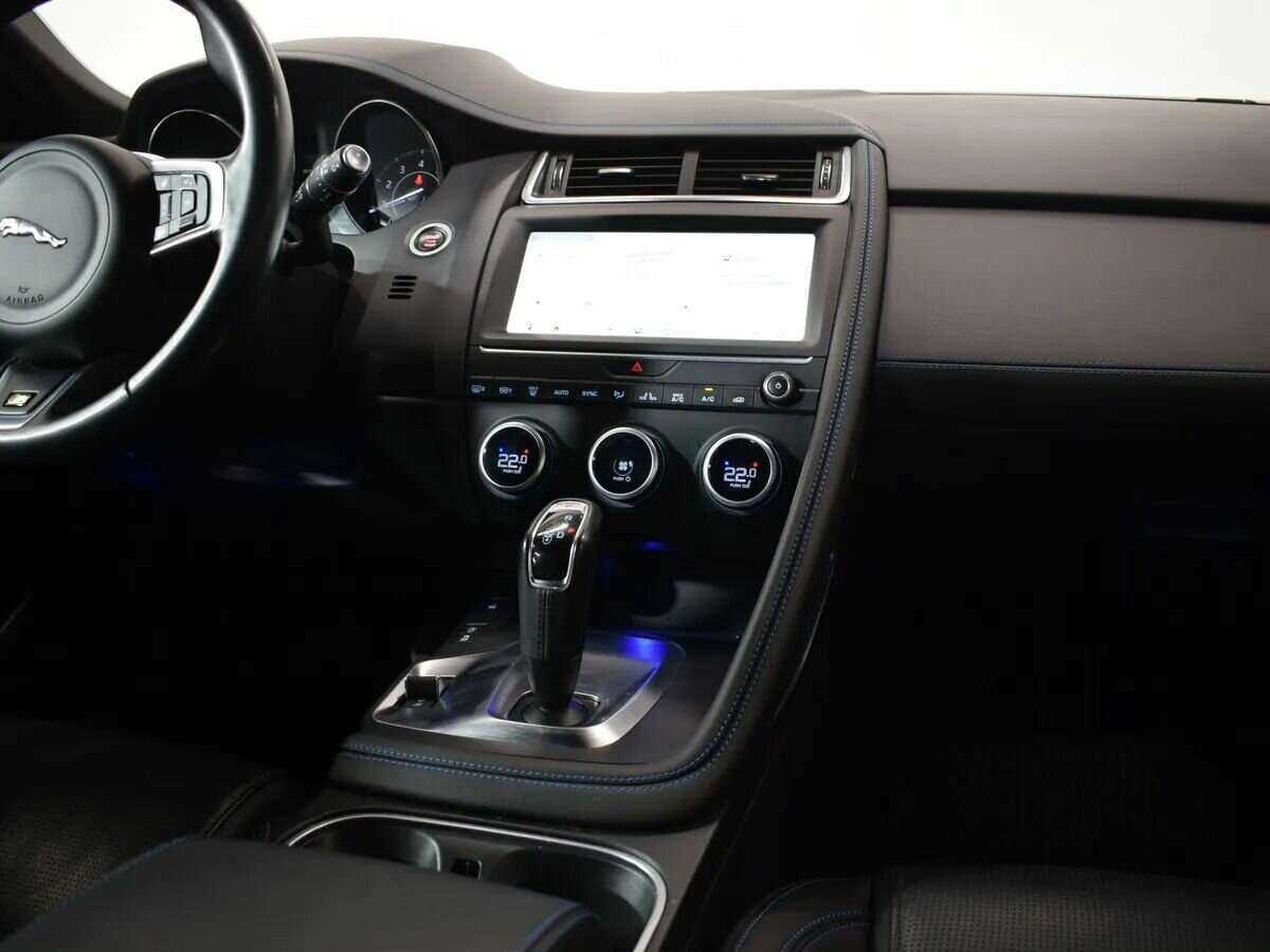 Jaguar E-Pace, 2020 - 52 947 км. | Фото №8