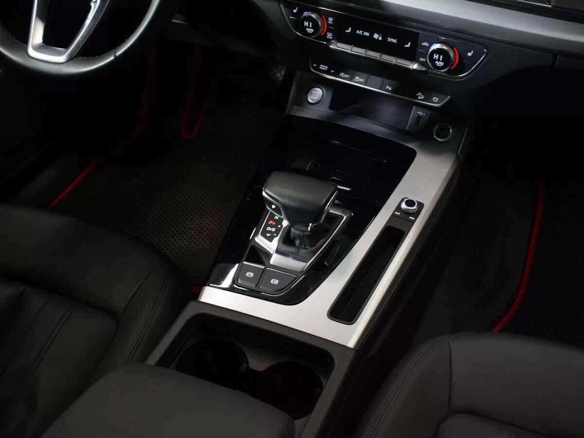 Audi Q5 45 TFSI, 2021 Фото №12