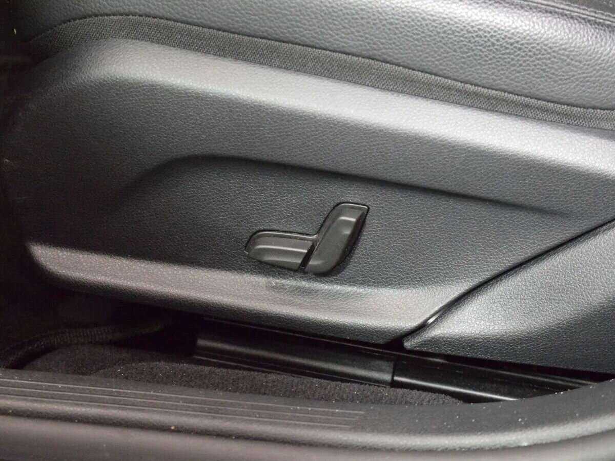 Mercedes-Benz E-Класс 200, 2019 Фото №10