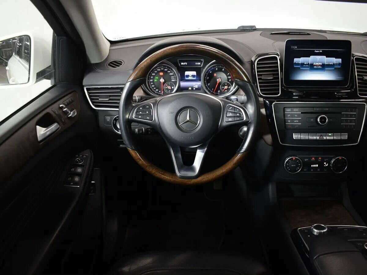 Mercedes-Benz GLE Coupe 400, 2017 Фото №9