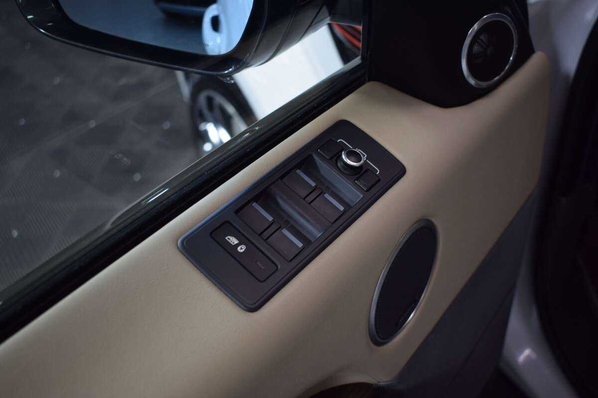 Land Rover Range Rover Sport, 2015 Фото №19