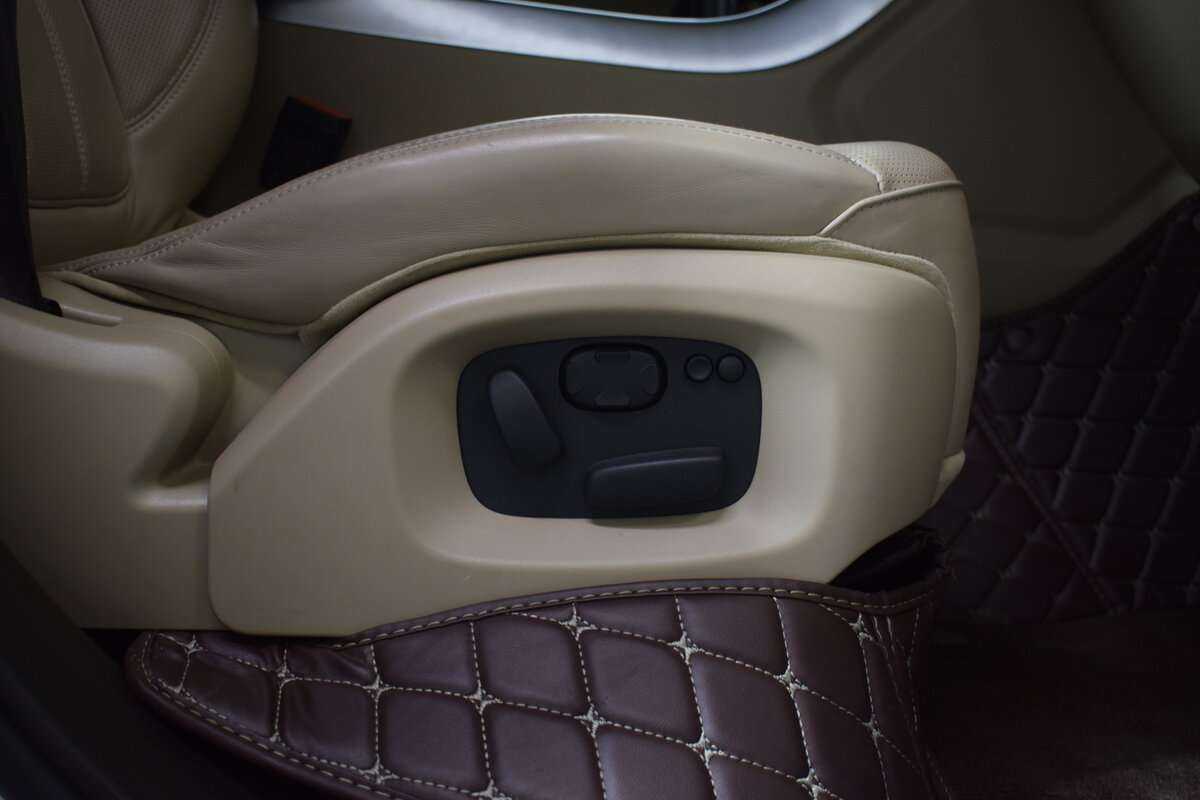 Land Rover Range Rover Sport, 2015 Фото №22