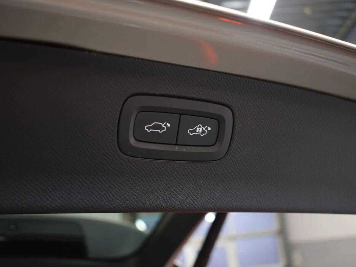 Volvo XC90, 2023 Фото №5