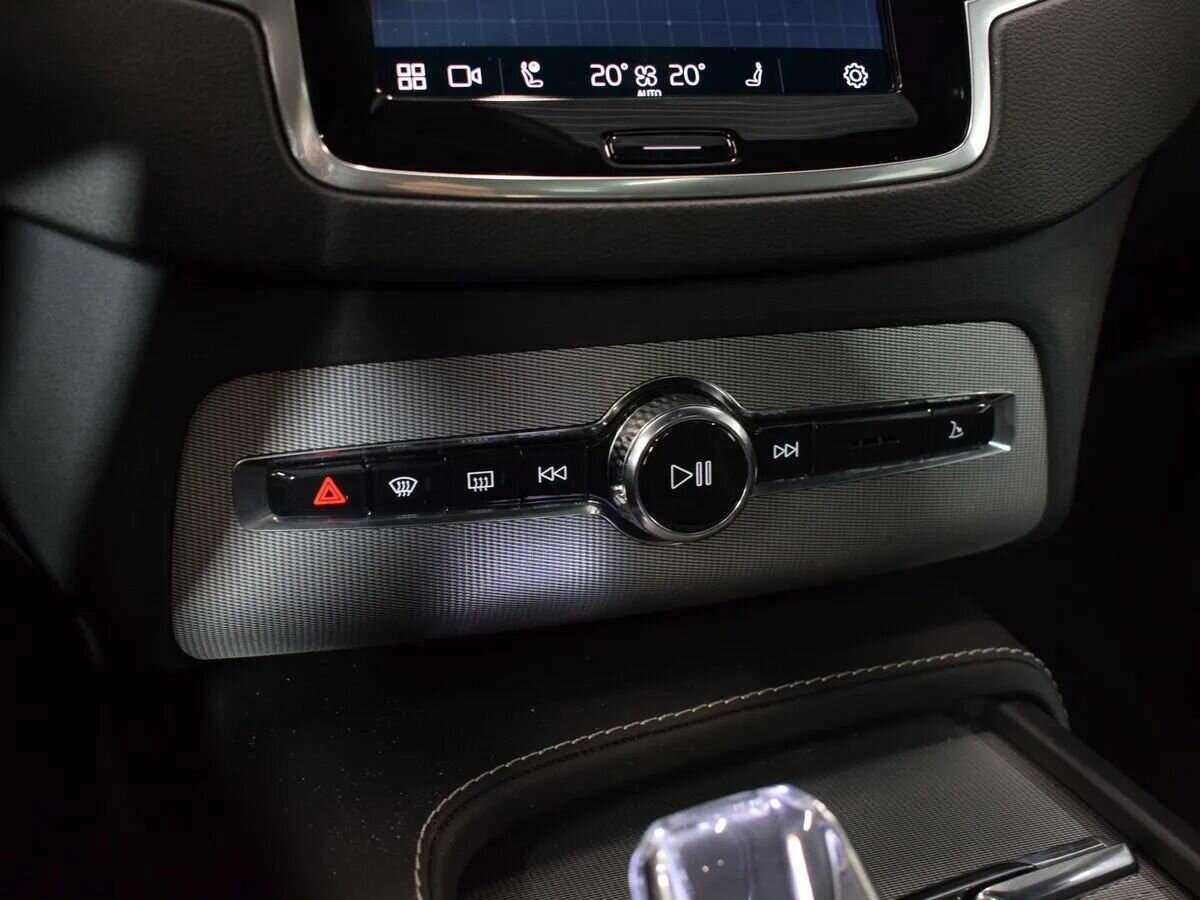 Volvo XC90, 2023 Фото №15