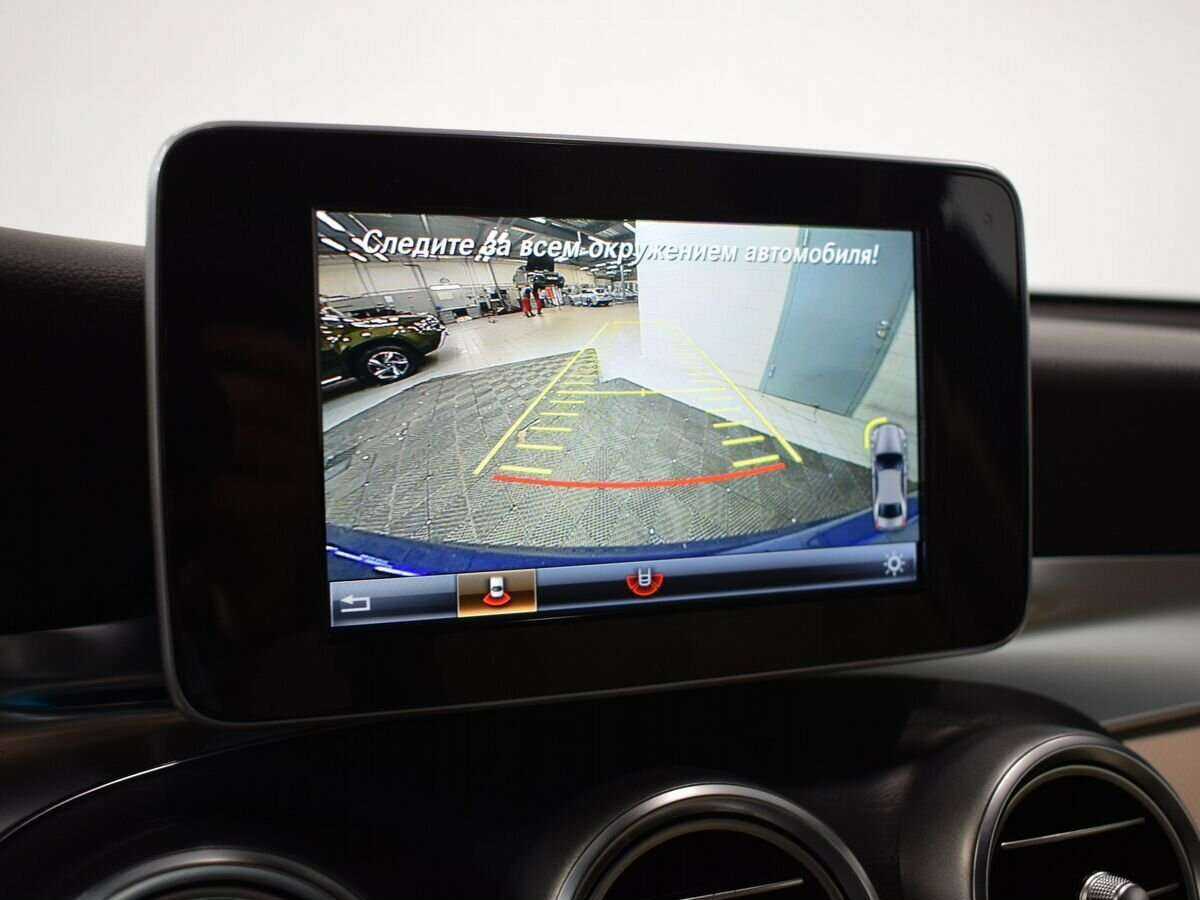 Mercedes-Benz GLC Coupe 300, 2019 Фото №17