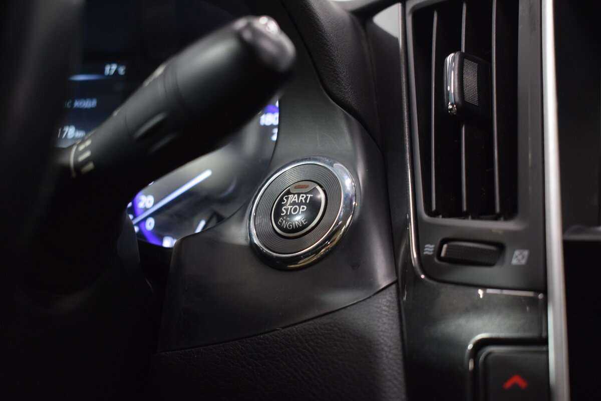 Infiniti Q50, 2015 Фото №24