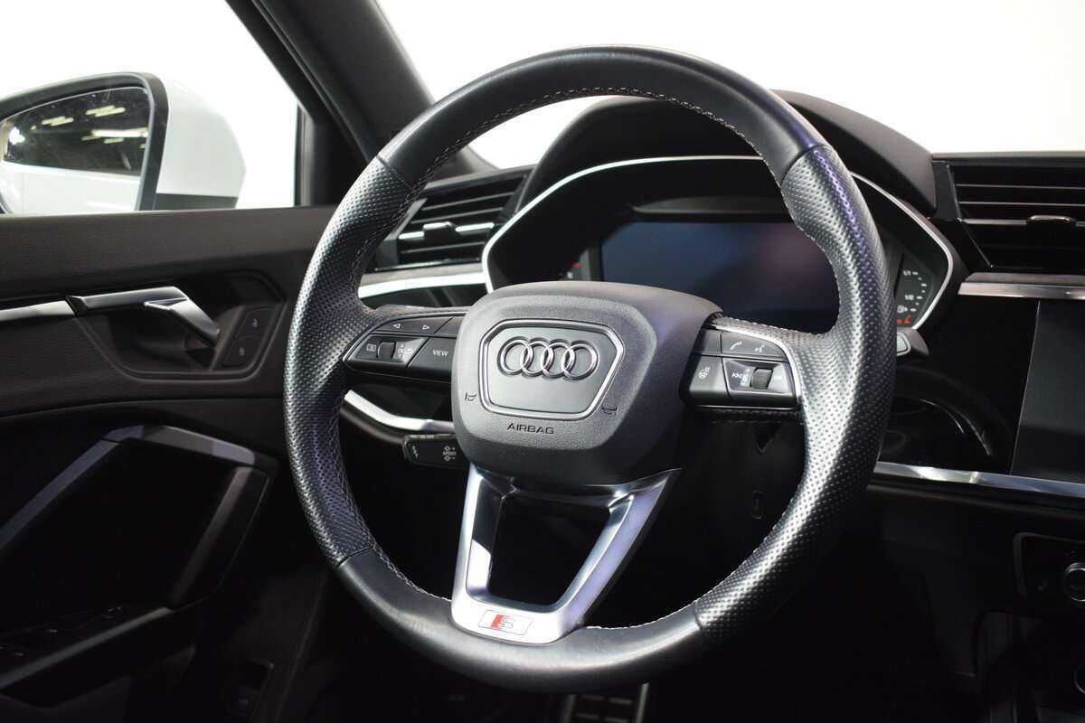 Audi Q3 Sportback 40 TFSI, 2021 Фото №15