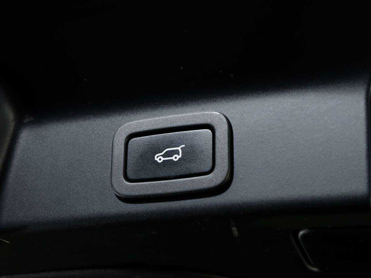 Jaguar F-Pace, 2017 Фото №25