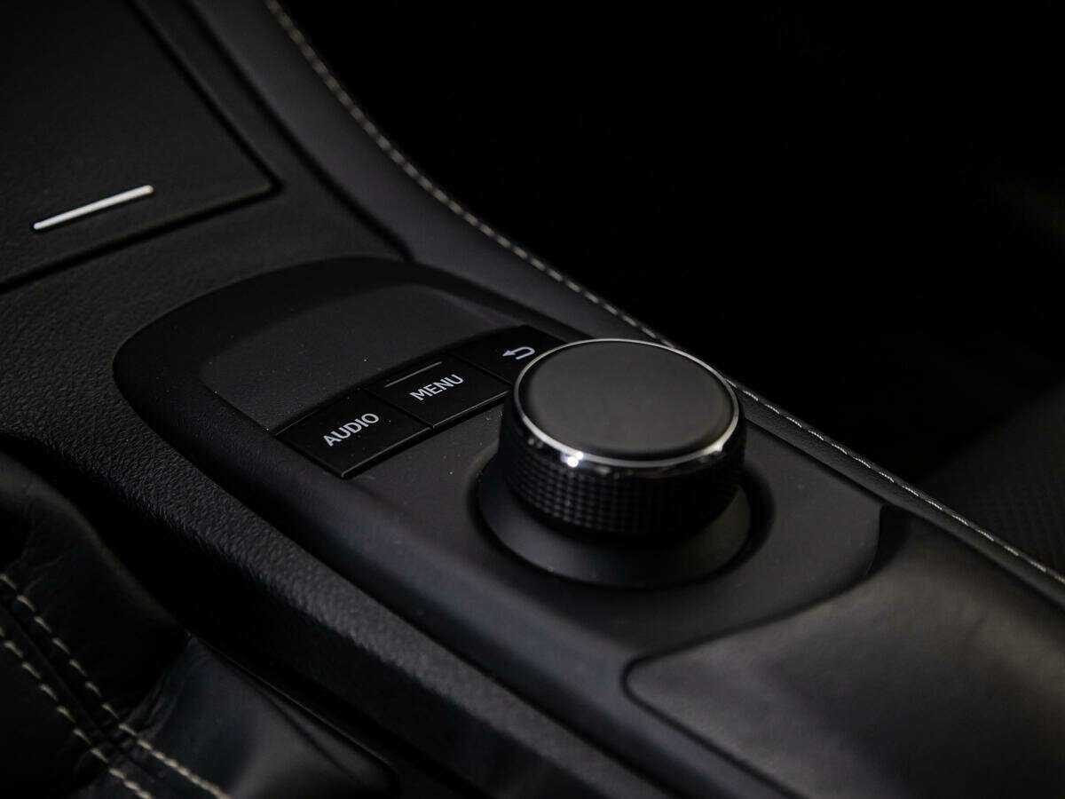 Lexus ES 200, 2018 Фото №24