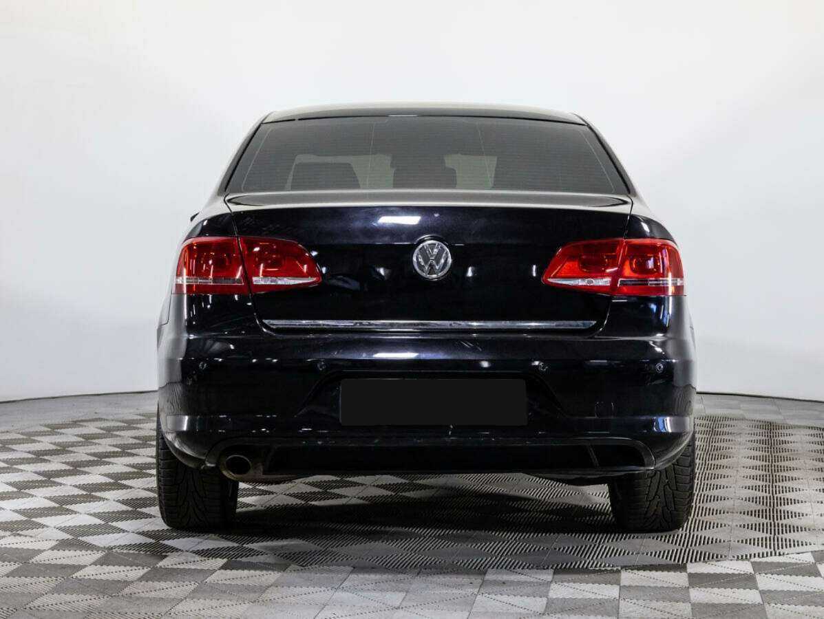 Volkswagen Passat, 2013 - 145 126 км. | Фото №5
