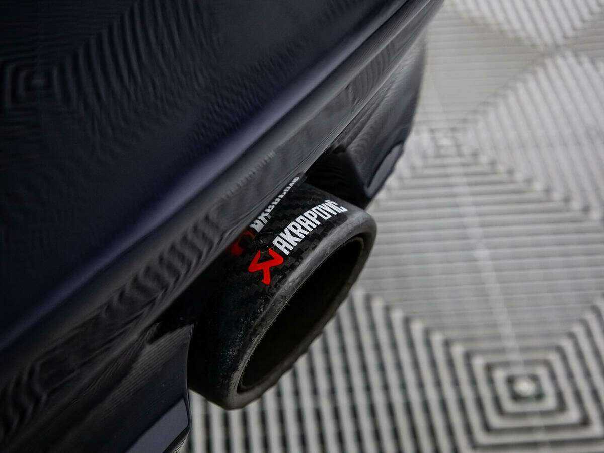 Jaguar XE, 2017 Фото №24