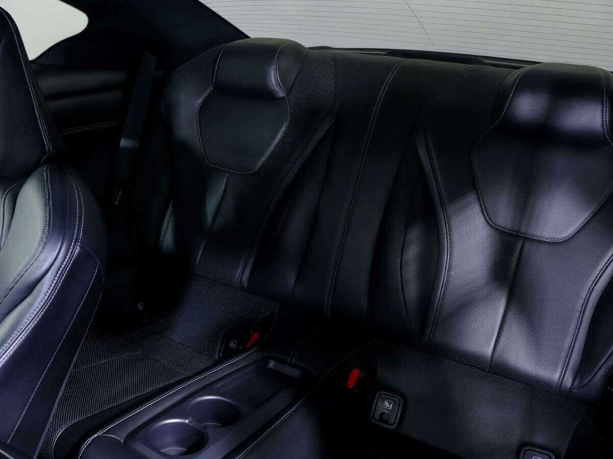 Infiniti Q60, 2017 Фото №11