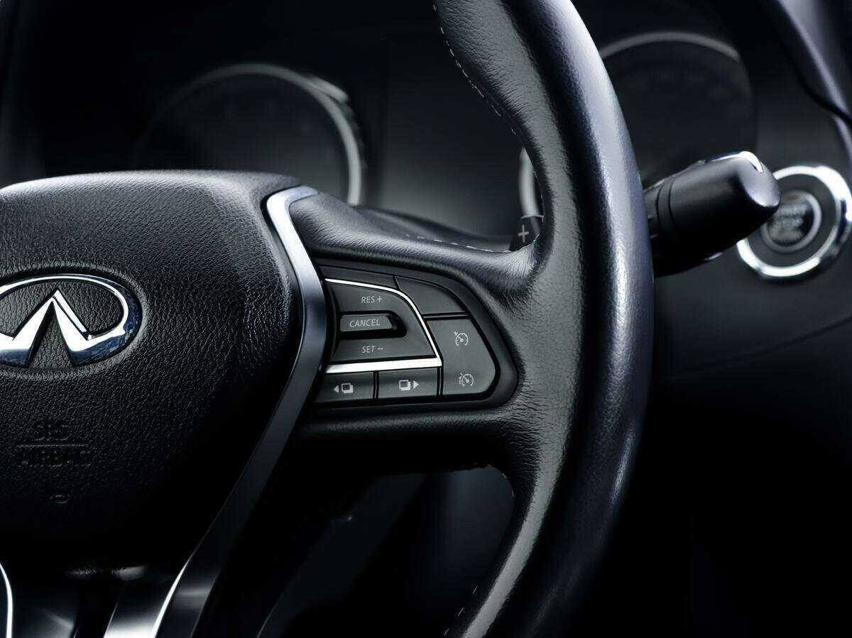 Infiniti Q60, 2017 Фото №27