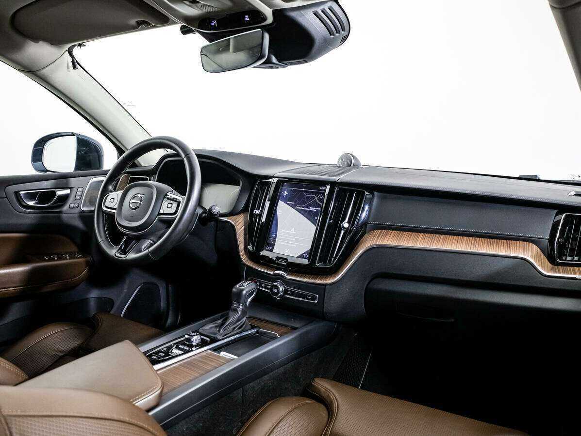 Volvo XC60, 2020 - 46 100 км. | Фото №8