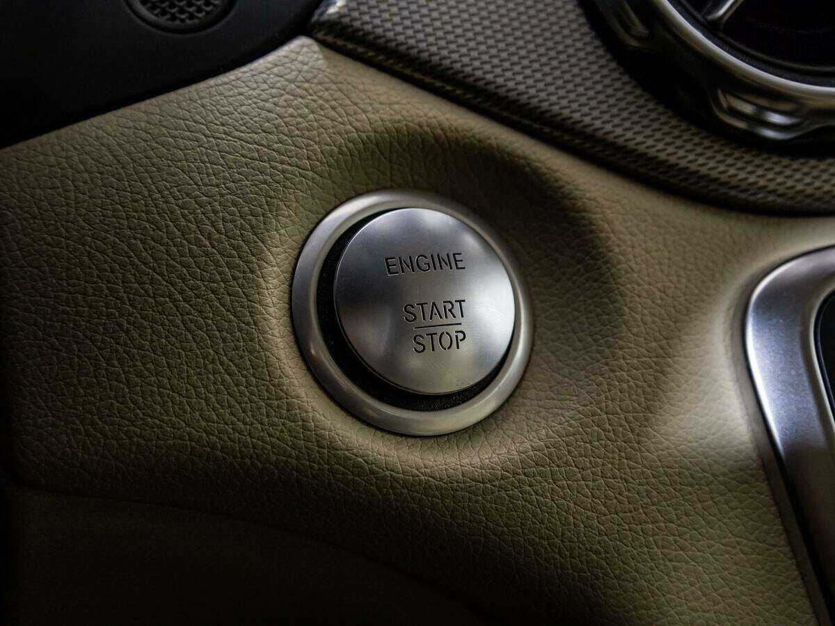 Mercedes-Benz GLA 250, 2017 Фото №17