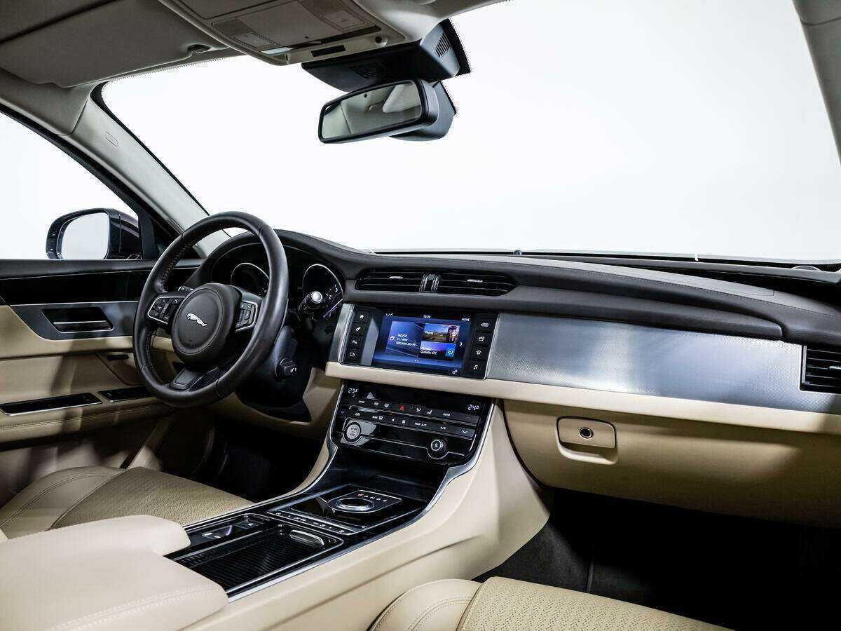 Jaguar XF, 2016 Фото №9