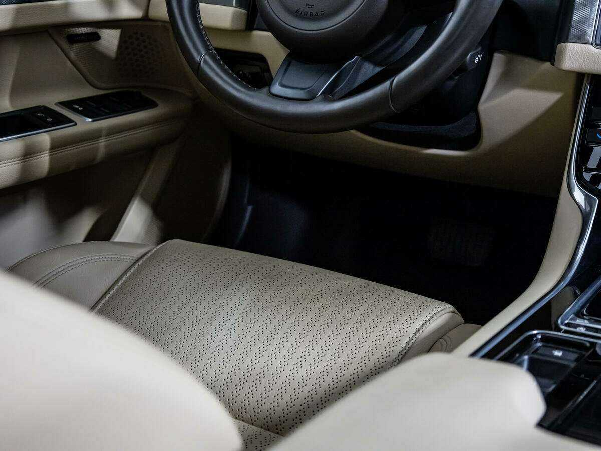 Jaguar XF, 2016 Фото №16