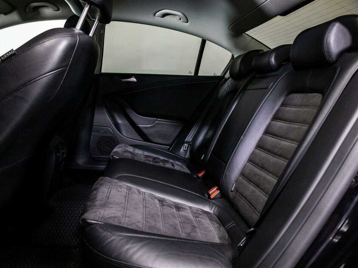 Volkswagen Passat, 2010 - 193 340 км. | Фото №8