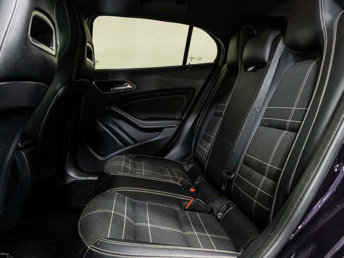 Mercedes-Benz GLA 250, 2015 Фото №10