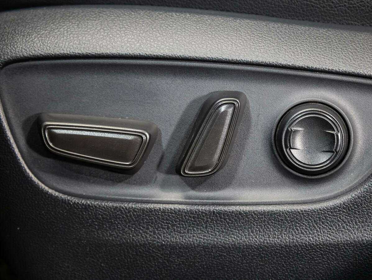 Toyota RAV4, 2022 Фото №15