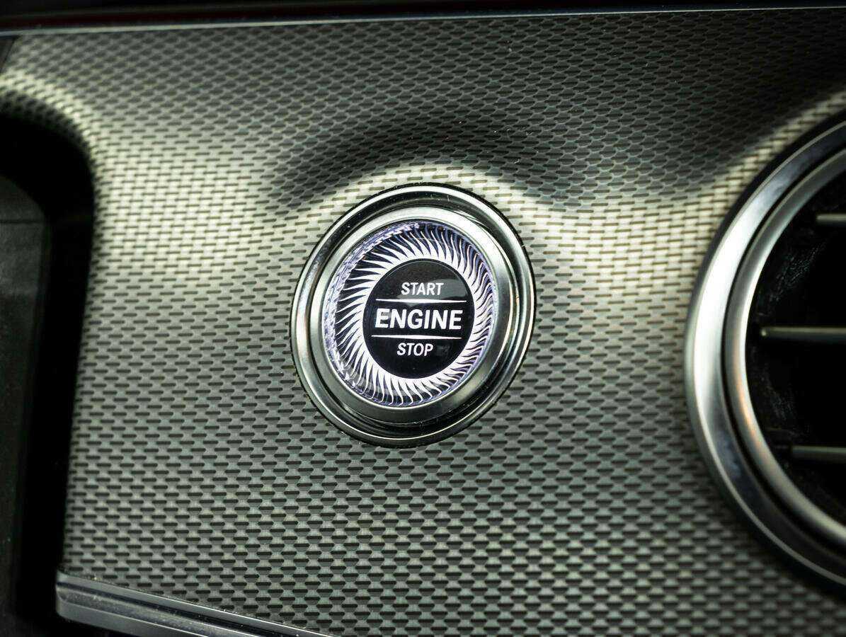 Mercedes-Benz E-Класс 300 d, 2019 Фото №17