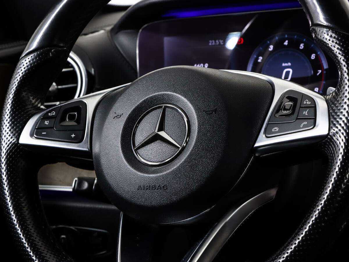 Mercedes-Benz E-Класс 300, 2017 Фото №14