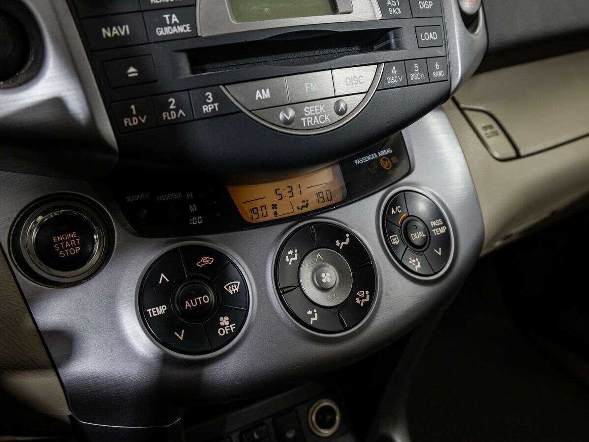 Toyota RAV4, 2007 Фото №19