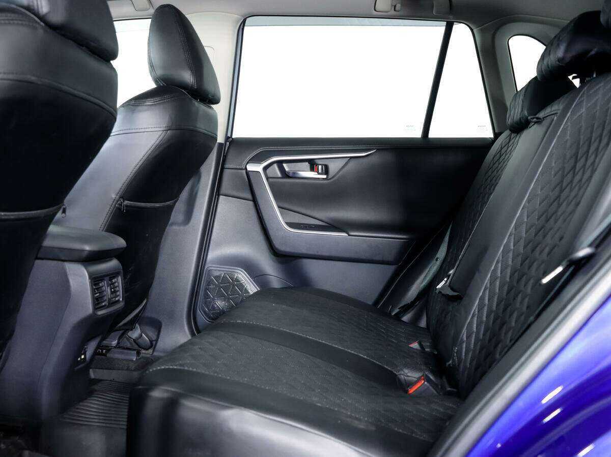 Toyota RAV4, 2021 Фото №11