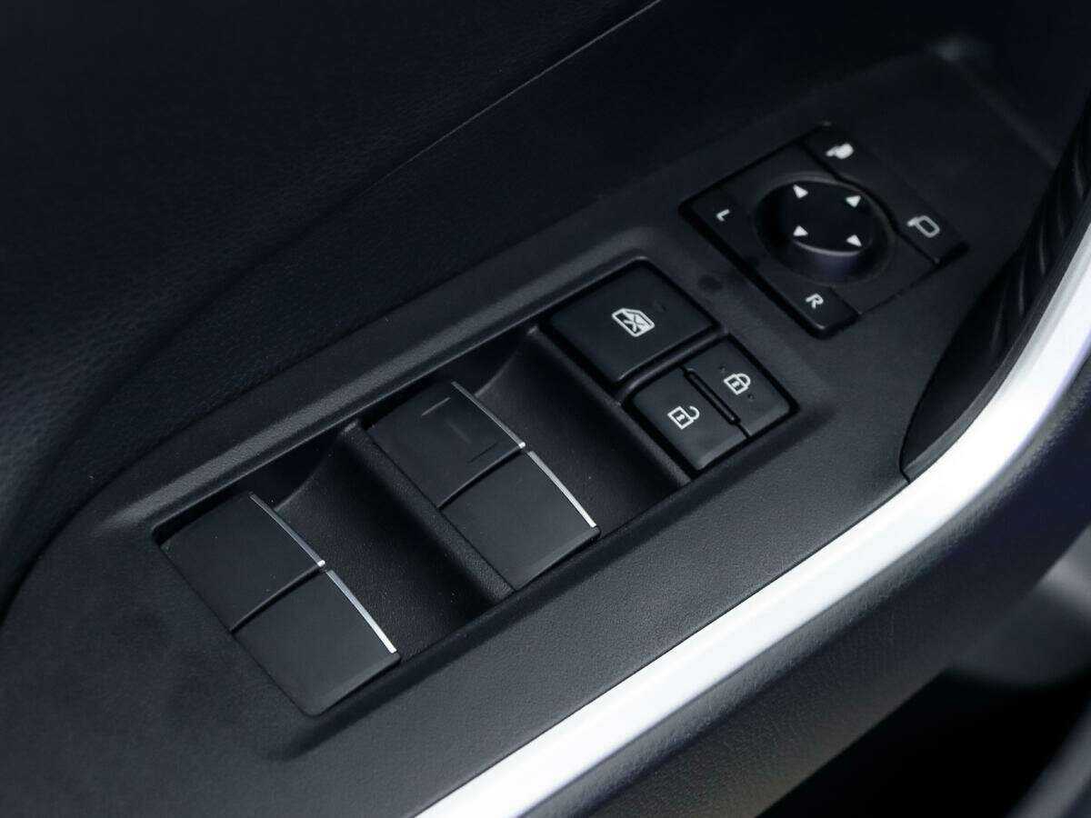 Toyota RAV4, 2021 Фото №12