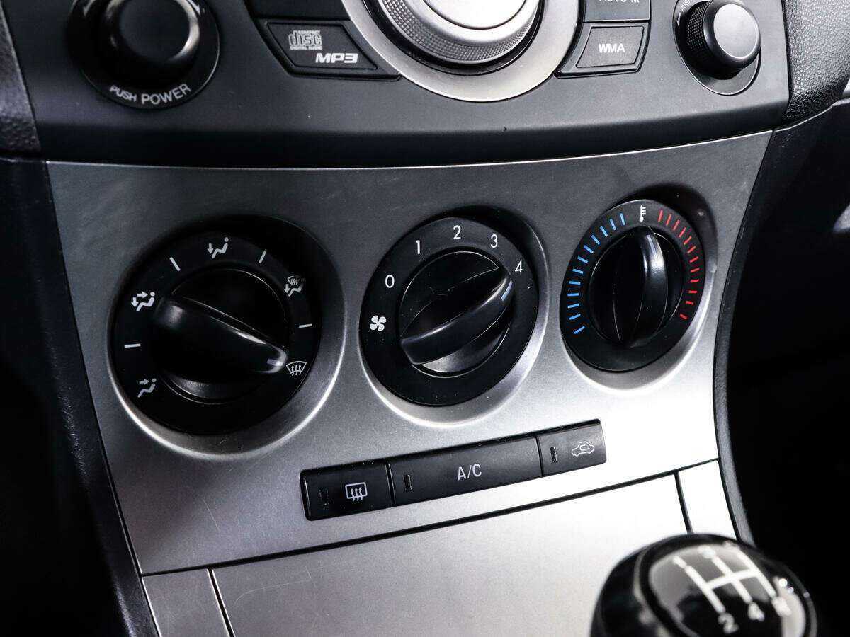 Mazda 3, 2010 Фото №14