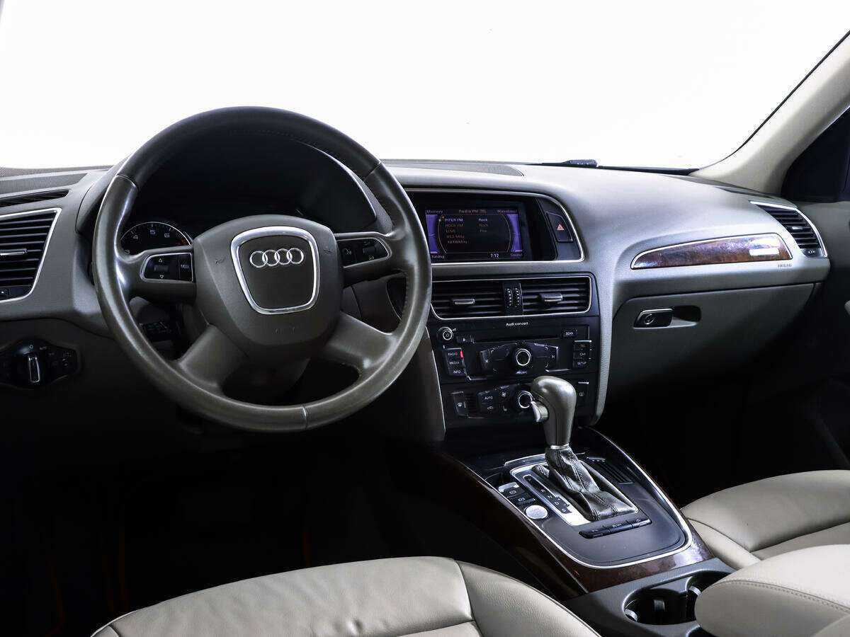 Audi Q5, 2011 Фото №9