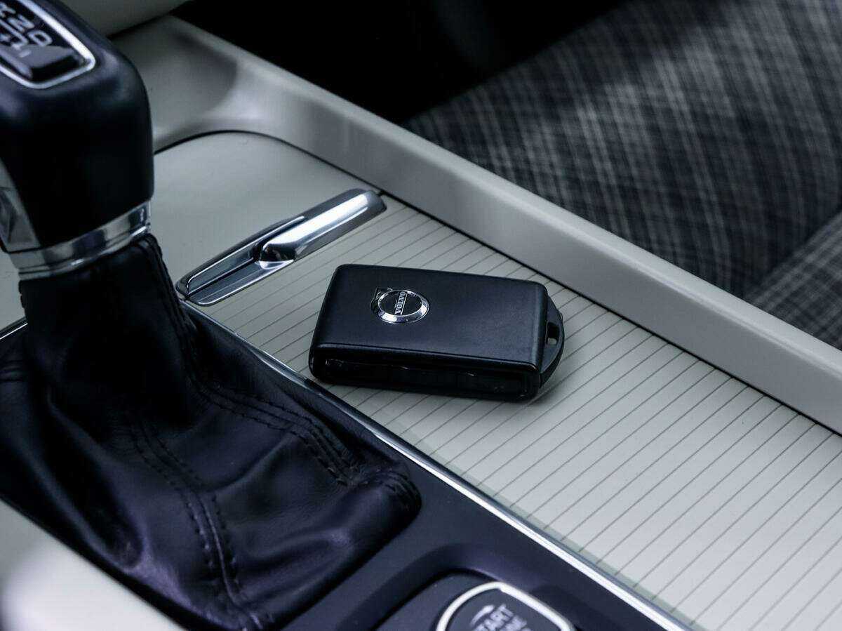 Volvo XC60, 2018 Фото №19