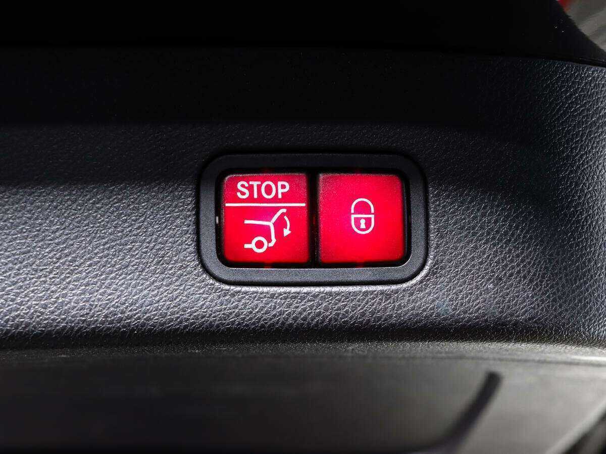 Mercedes-Benz GL-Класс 350 CDI BlueTEC, 2015 Фото №24