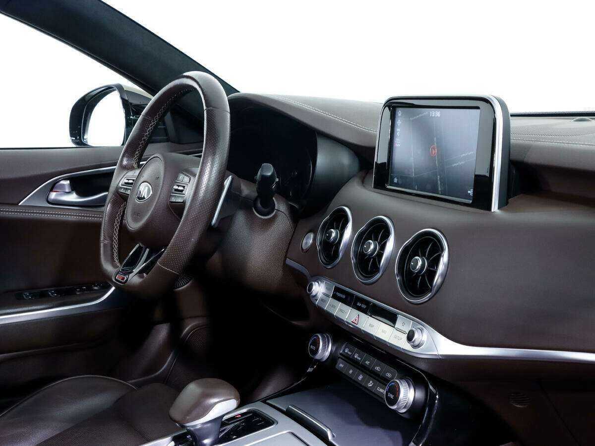 Kia Stinger, 2018 Фото №26