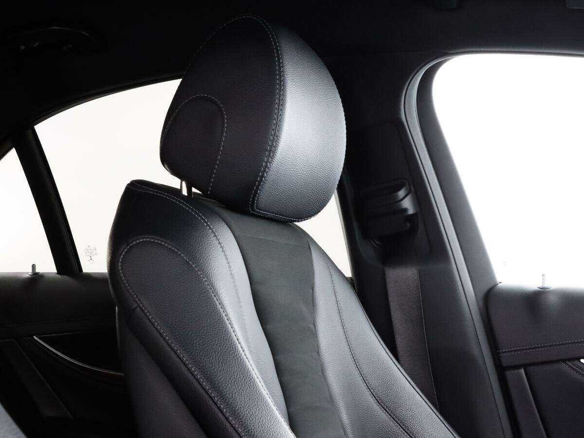 Mercedes-Benz E-Класс 200, 2019 Фото №20