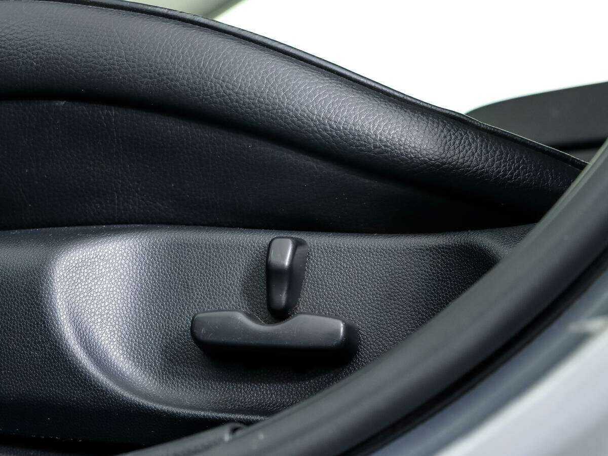 Mazda CX-7, 2011 Фото №10