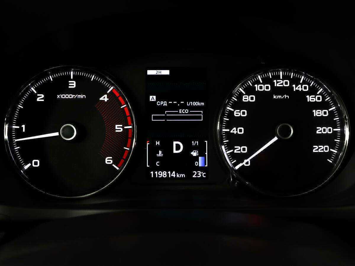 Mitsubishi Pajero Sport, 2019 Фото №17