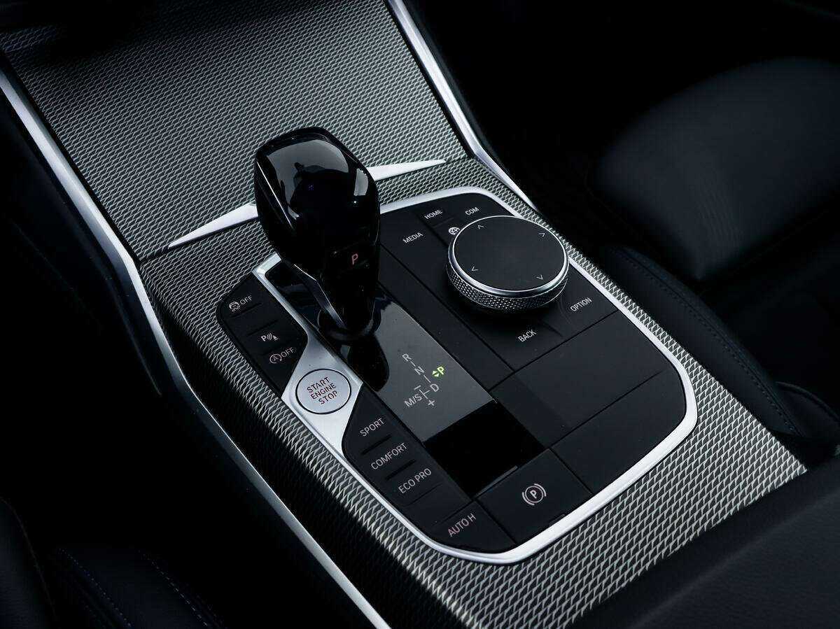 BMW 3 серии 320d xDrive, 2021 Фото №16