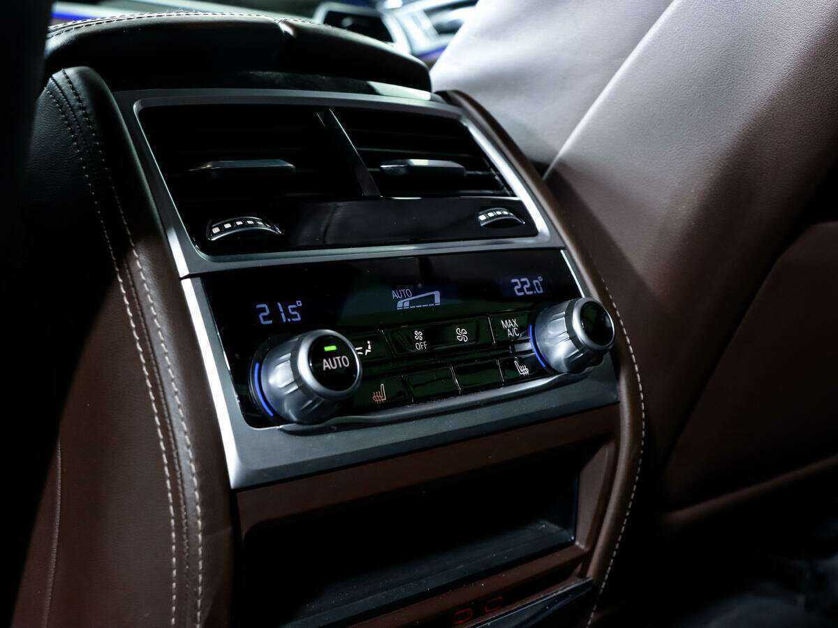 BMW 7 серии 730d xDrive, 2020 Фото №10