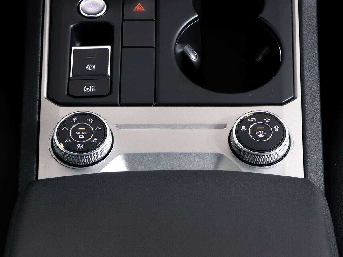 Volkswagen Touareg, 2021 Фото №15
